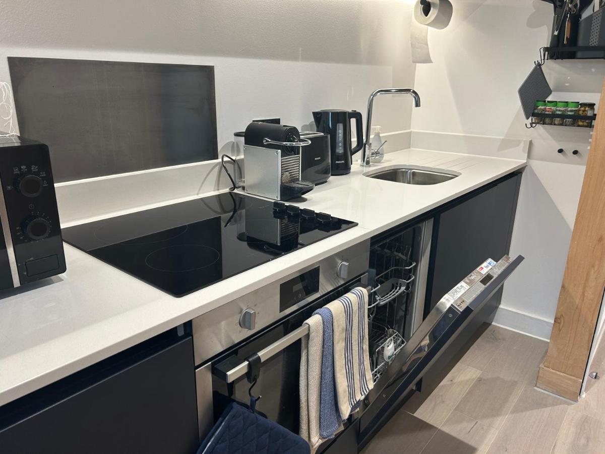 Luxury New Built Split-Level Flat With Rooftop Gardens Access Manchester Eksteriør bilde